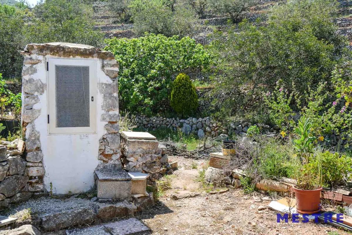 Участок земли на продажу в Халон, Аликанте photo 4