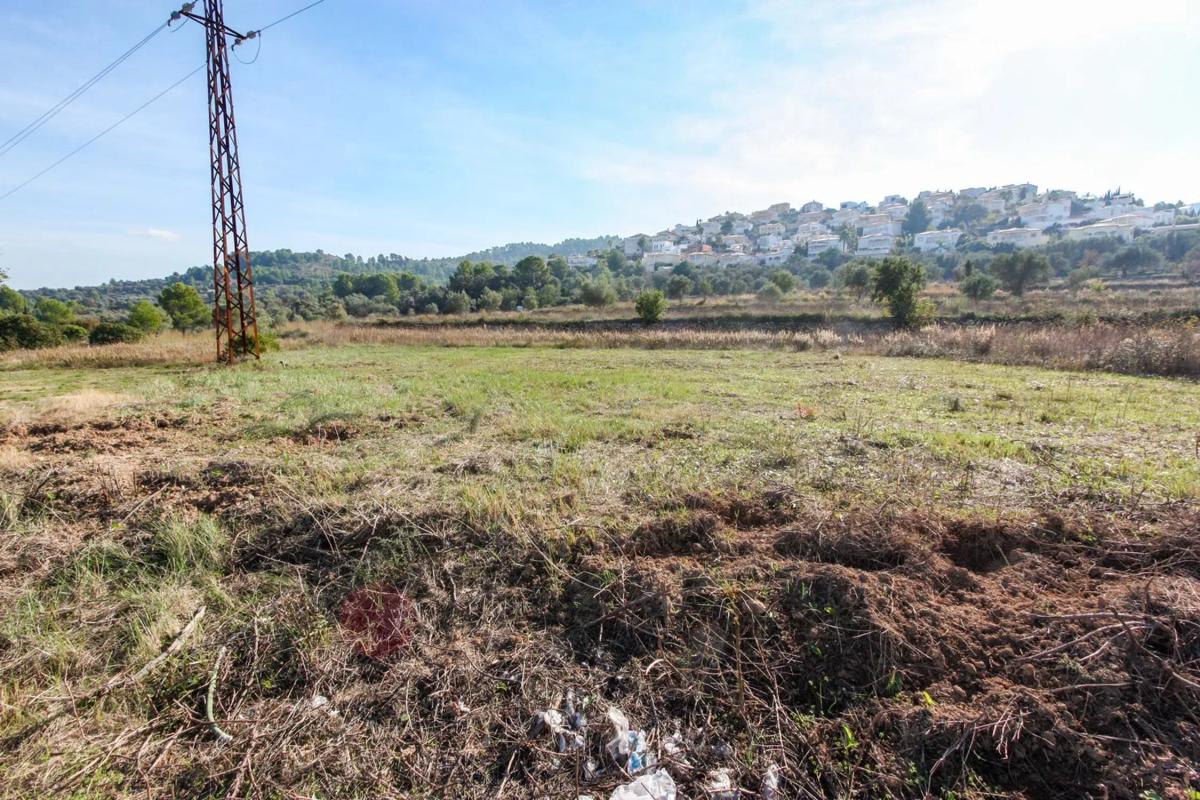 Terreno en venta en Orba, Alicante photo 1