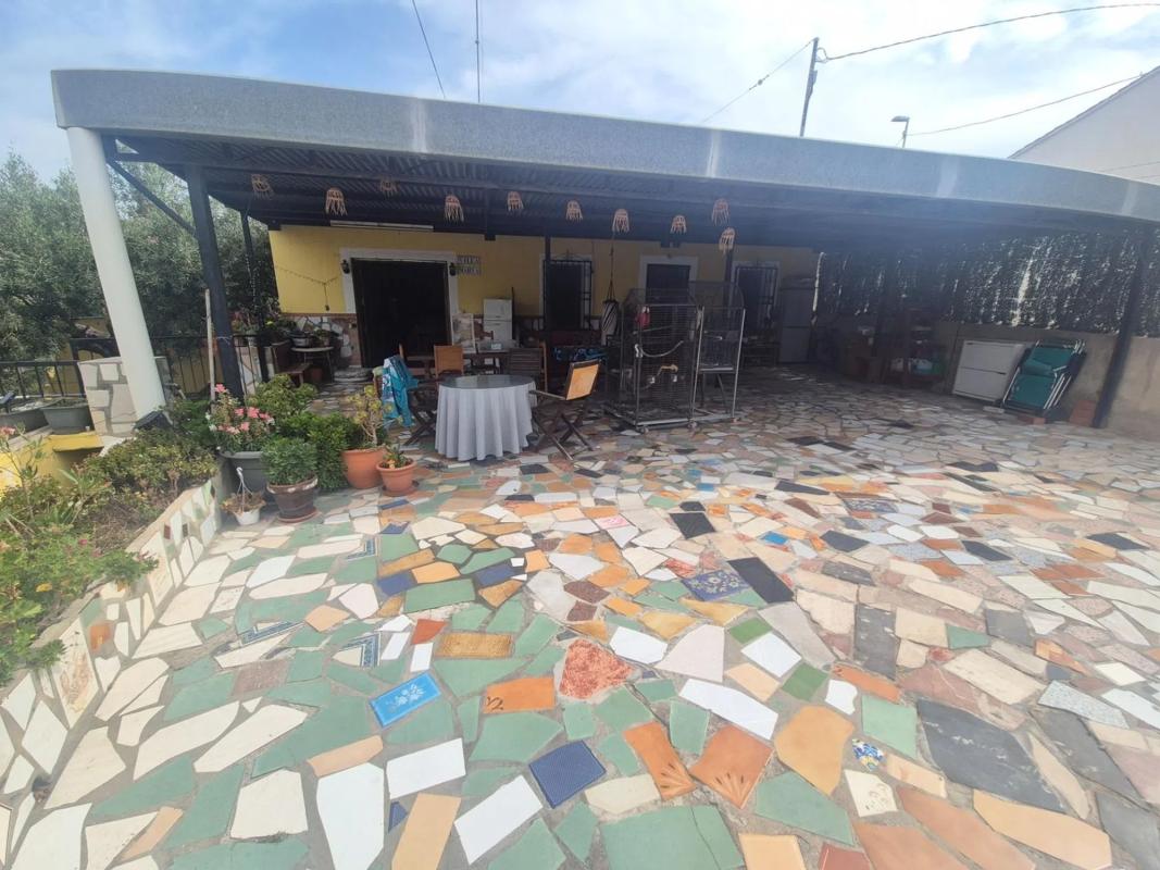Terreno en venta en La Villajoyosa / Vila Joiosa, Alicante photo 2