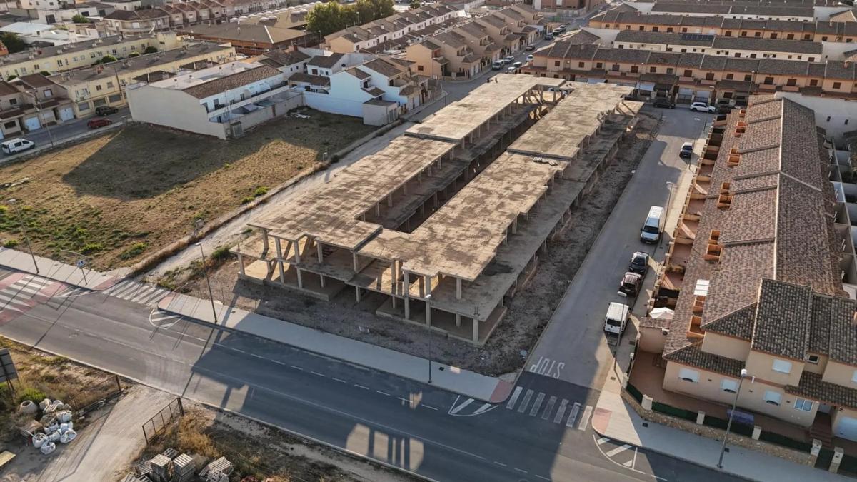 Działka na sprzedaż w Pinoso, Alicante photo 1