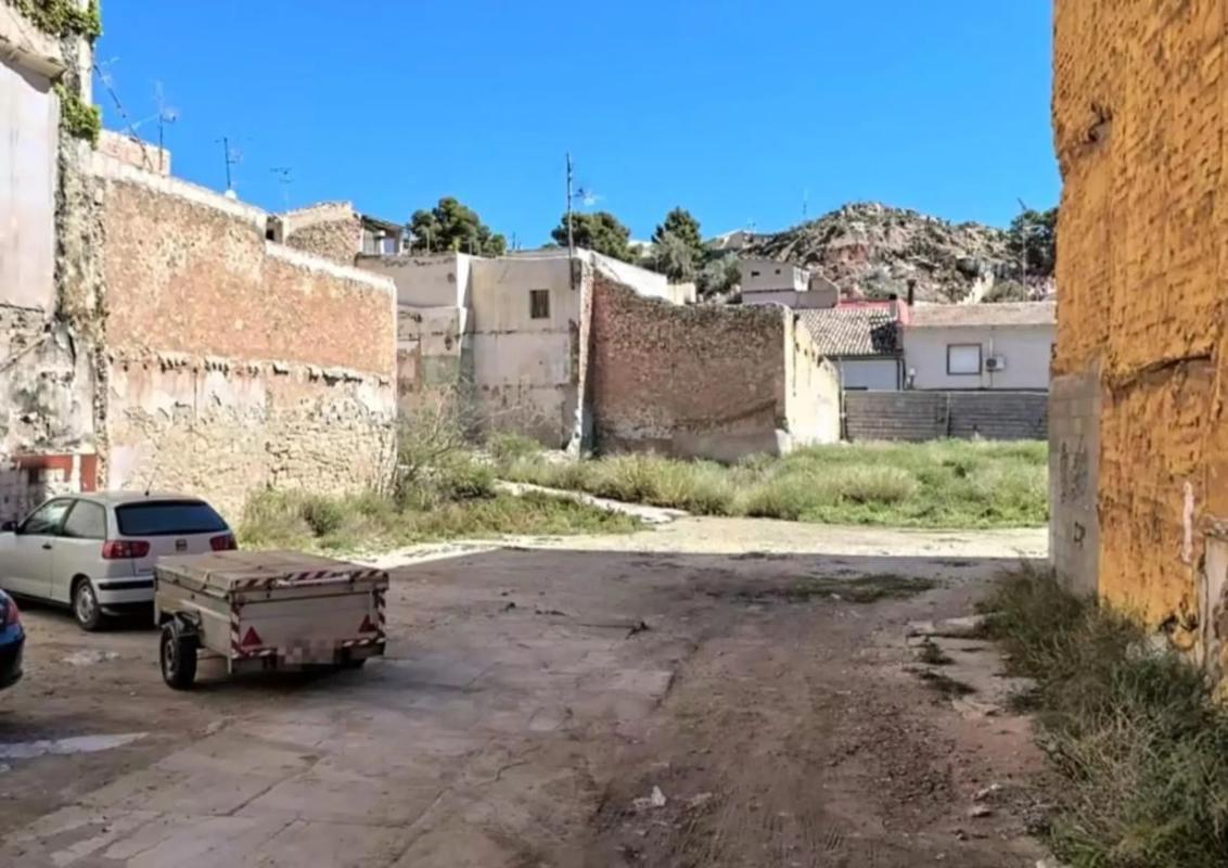 Terreno en venta en Monovar, Alicante photo 2