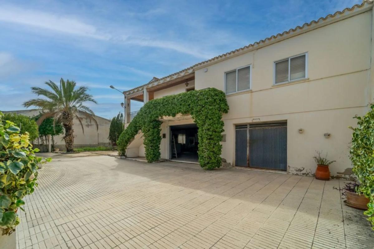 Propiedades en venta y alquiler en España photo 3