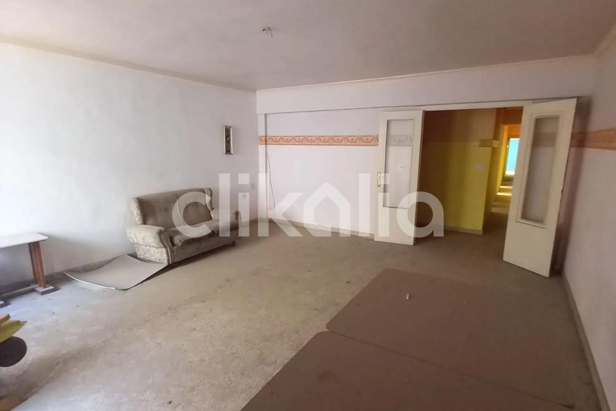 Sale of apartment in Calle de Isabel la Católica, Villena
 photo 4