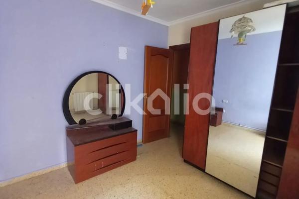 Квартира на продажу на  Calle Sancho Medina, Вильена photo 1