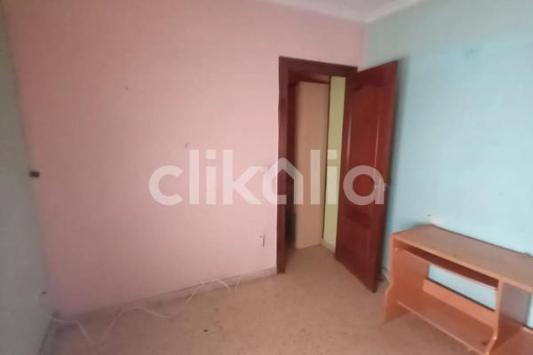 Квартира на продажу на  Calle Sancho Medina, Вильена photo 4