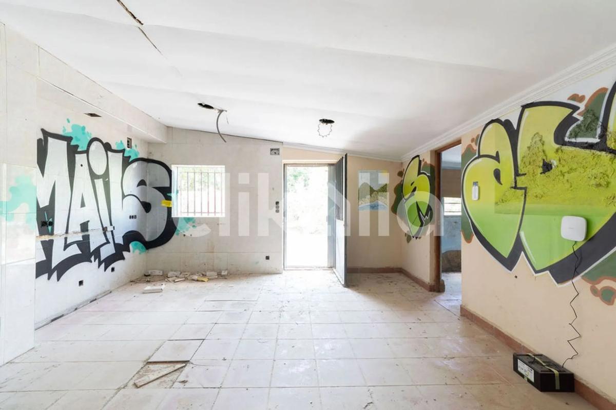Sale of independent chalet in Partida las Tiesas, Villena
photo 3