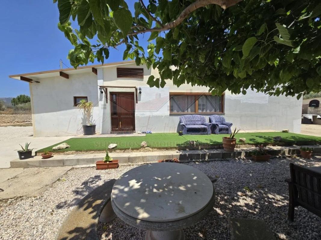 Propiedades en venta y alquiler en España photo 1