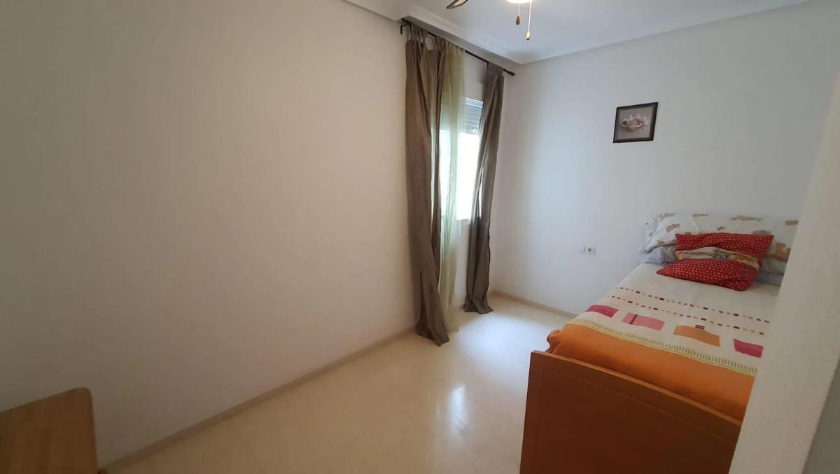 Venta de piso en PZ LIBERTAD DE LA, Almoradí
 photo 2