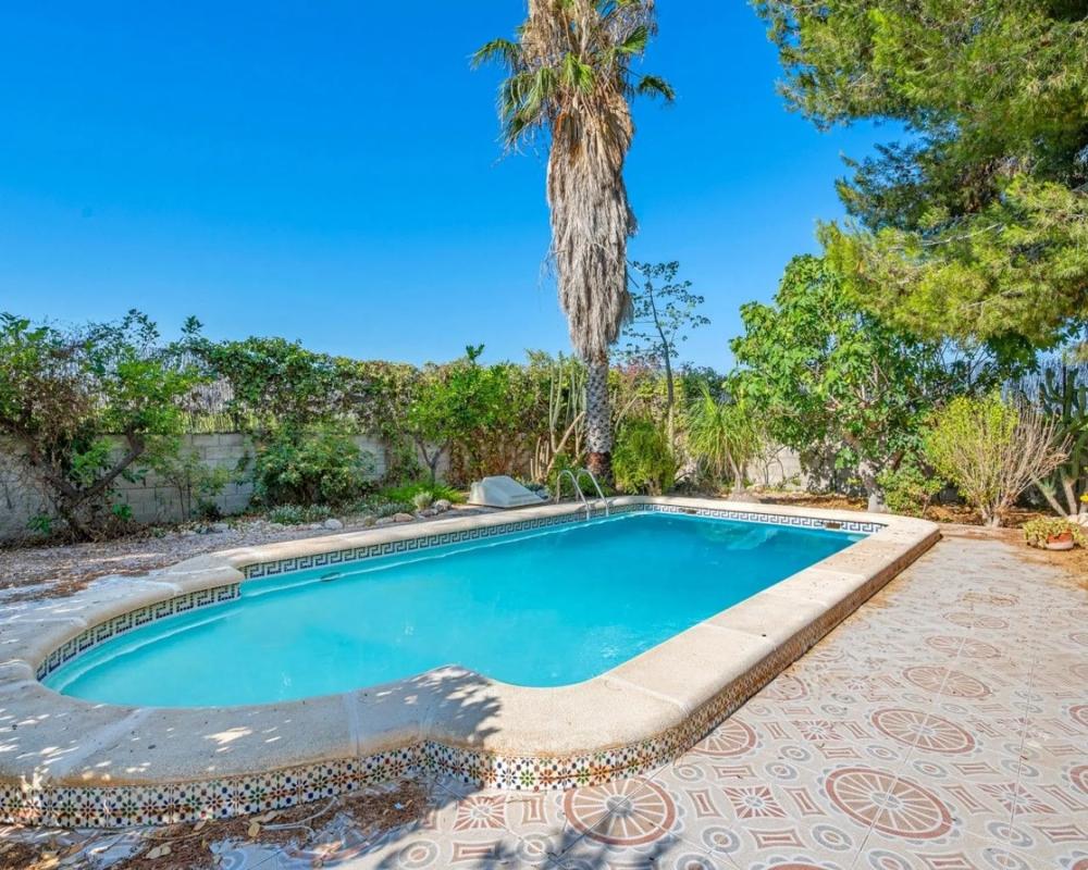 Properties for sale and rent in Spain photo 5