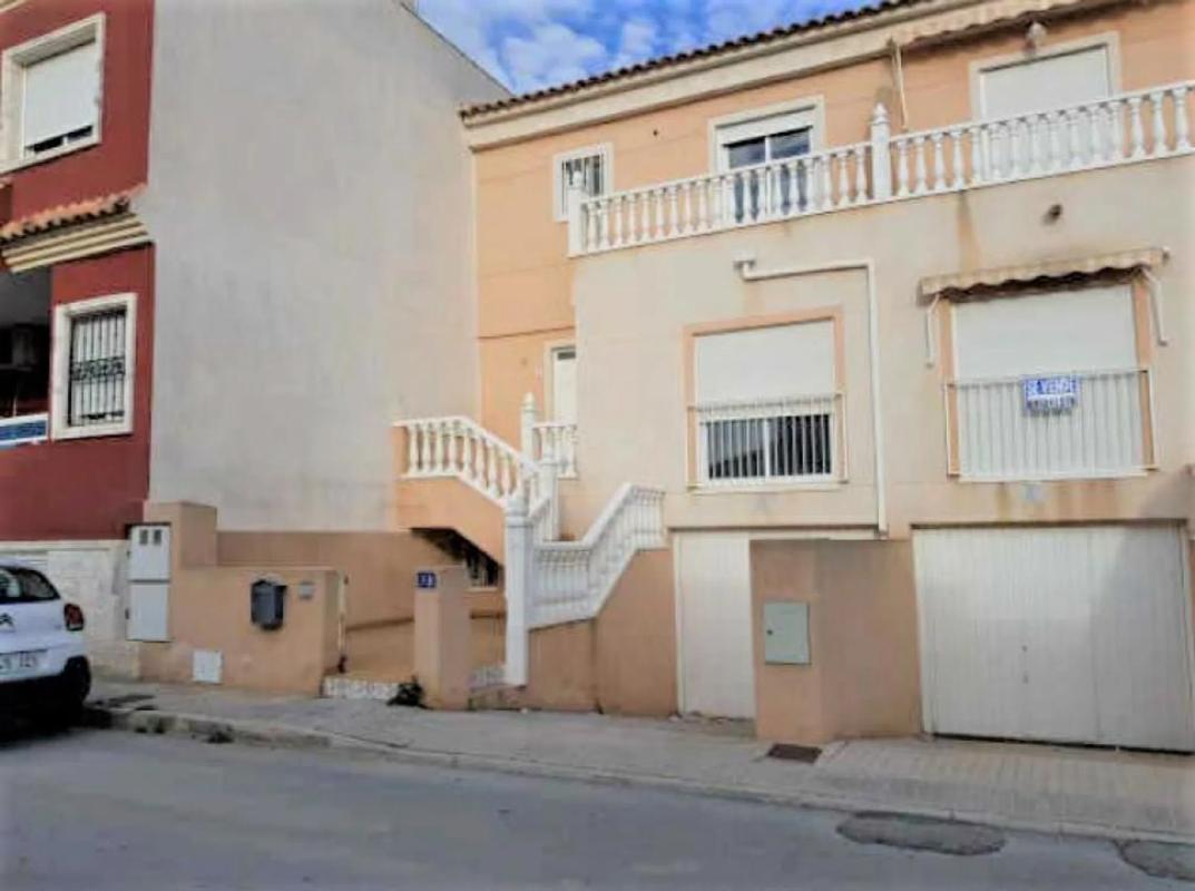 Propiedades en venta y alquiler en España photo 3