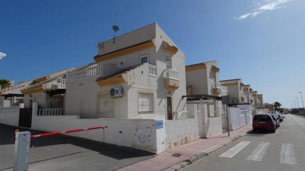 Casa independiente en avenida Garcia Rubira, 36 photo 2