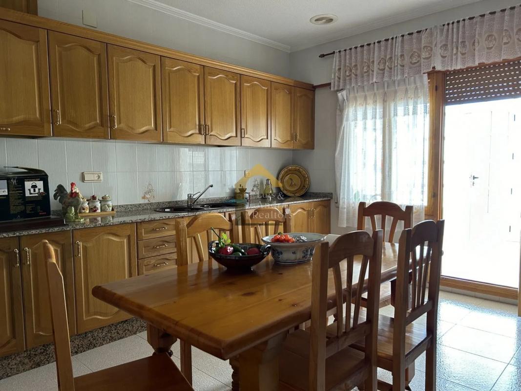 Sale of independent chalet in Cox, Cox
photo 1