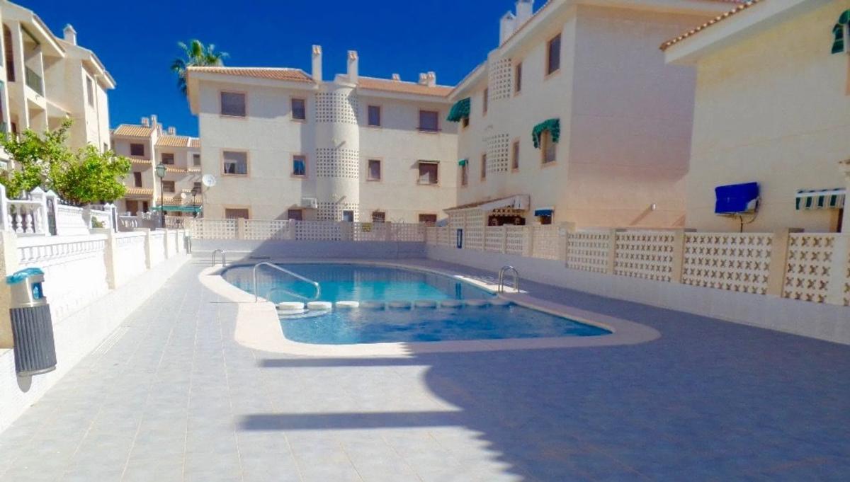 Venta de duplex en Urbanización Las Viñas, 34, Guardamar del Segura photo 3