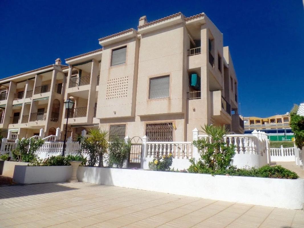 Venta de duplex en Urbanización Las Viñas, 34, Guardamar del Segura photo 4
