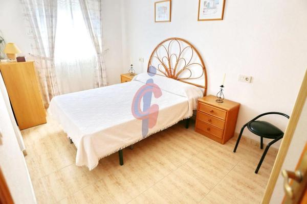 Piso en venta en Calle Baleares, 7, Guardamar del Segura
thumbnail 1