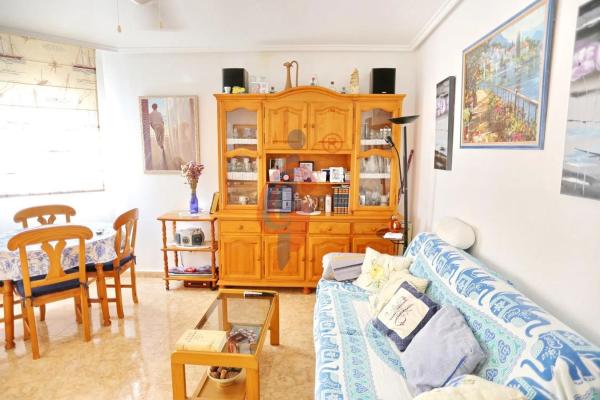 Piso en venta en Calle del Enginyer Joaquín Muñoz, 10, Guardamar del Segura
thumbnail 1