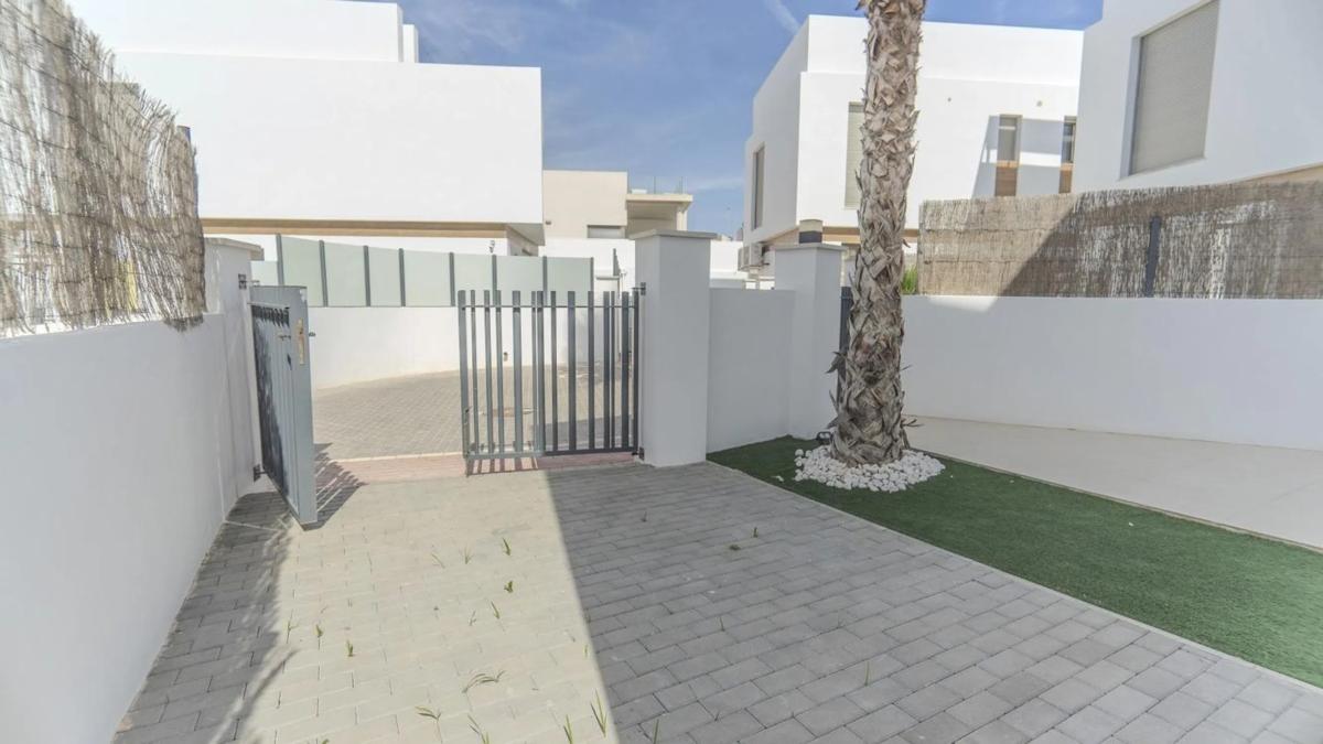 Properties for sale and rent in Spain photo 1