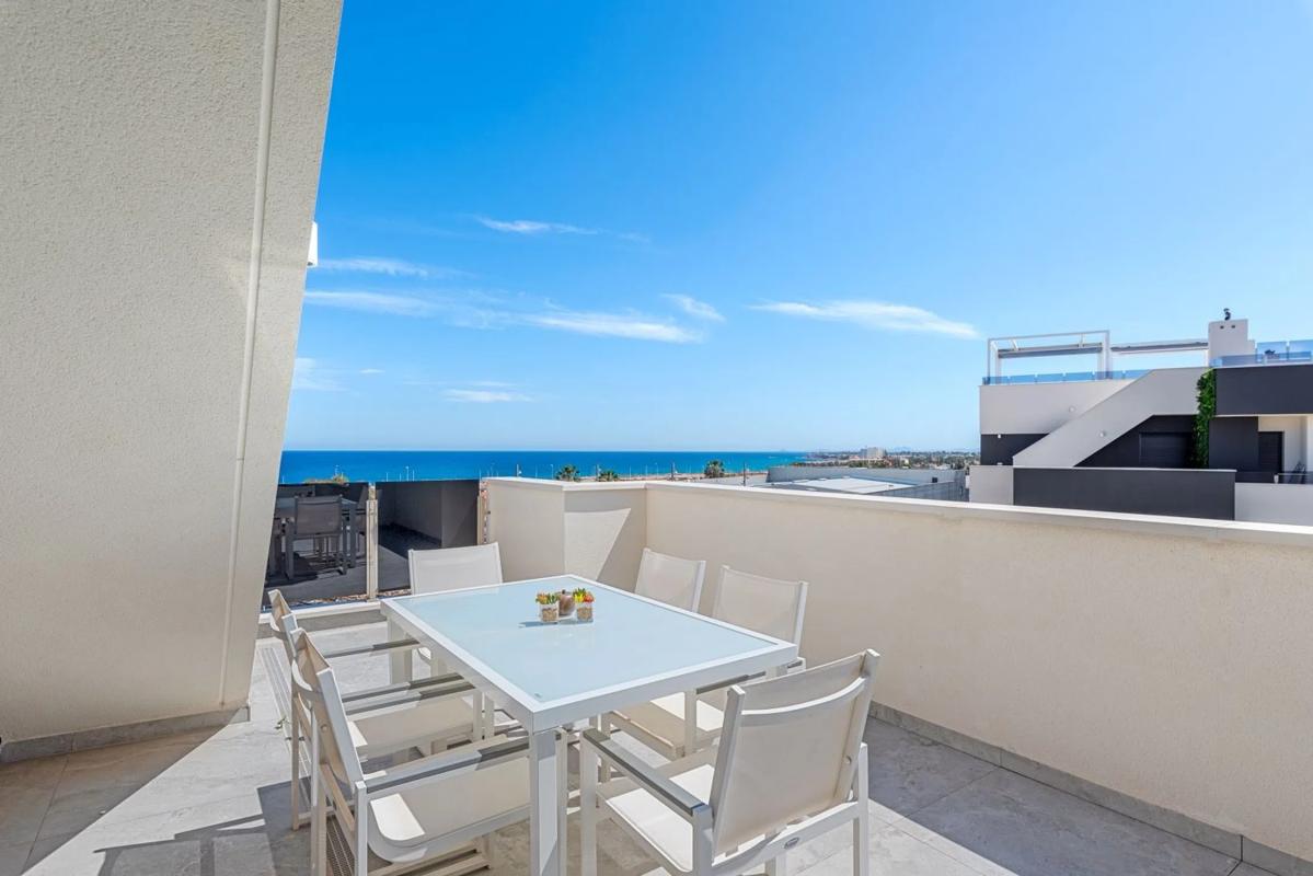 Venta de piso en Calle Santa Rita, 3, Orihuela
photo 3