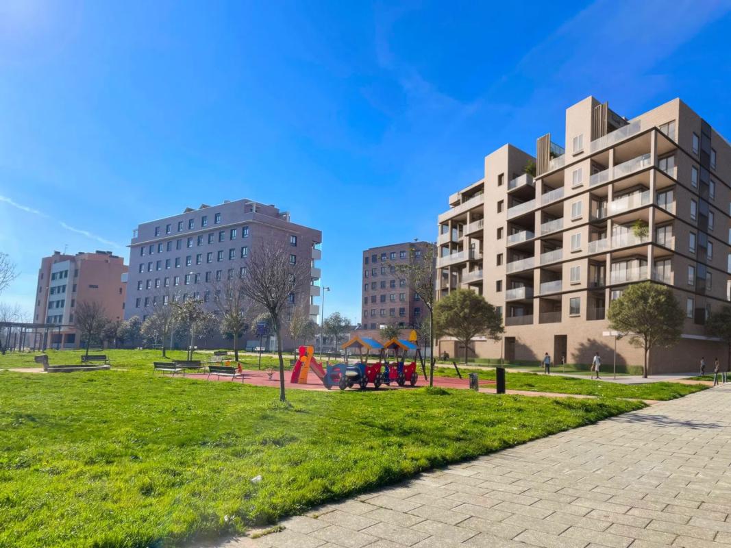 Obra nueva Edificio Salburua Sur II en Vitoria-Gasteiz (Revista) photo 4