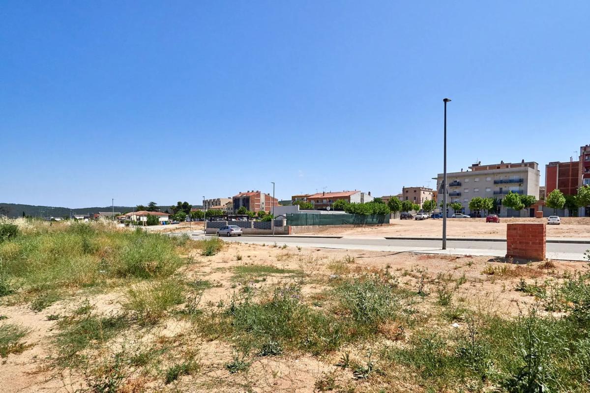 Venta de chalet independiente en Calle Antoni Gaudí, 29, Torrelles de Foix
photo 3