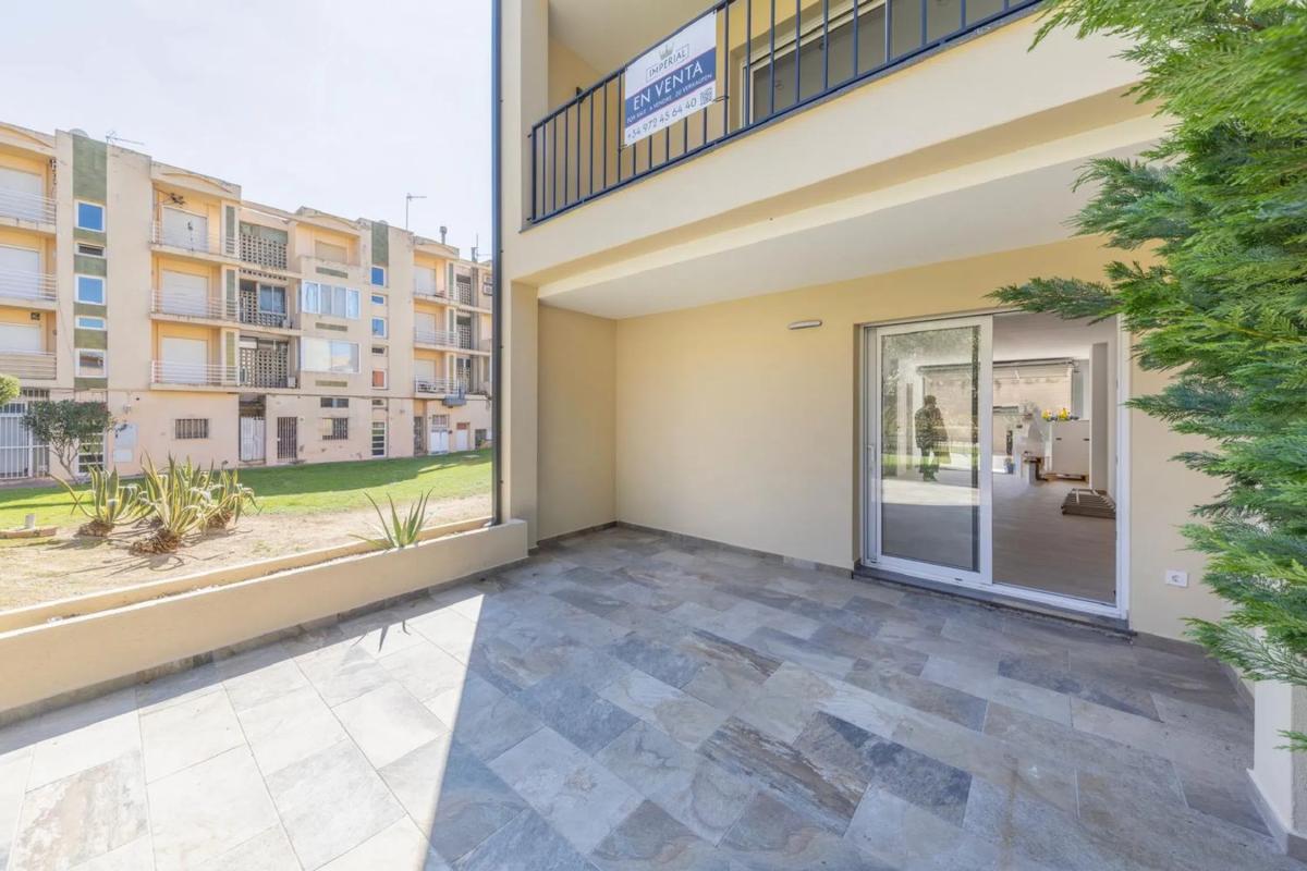 Obra nueva paseo Maritim en Empuriabrava (Revista) photo 2