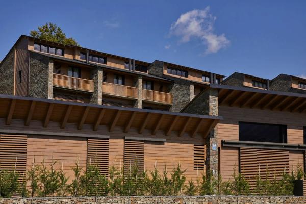 Chalet independiente en venta en Ronda de la Colomina, 34, Puigcerdà
thumbnail 2