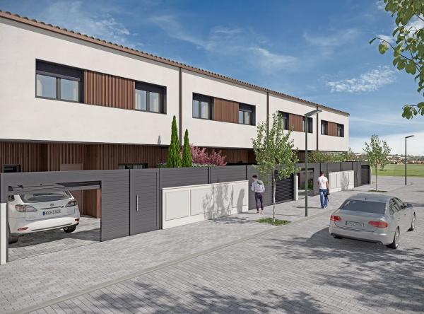 Chalet adosado en venta en  Calle Halcón, 2 , Marchamalo photo 1