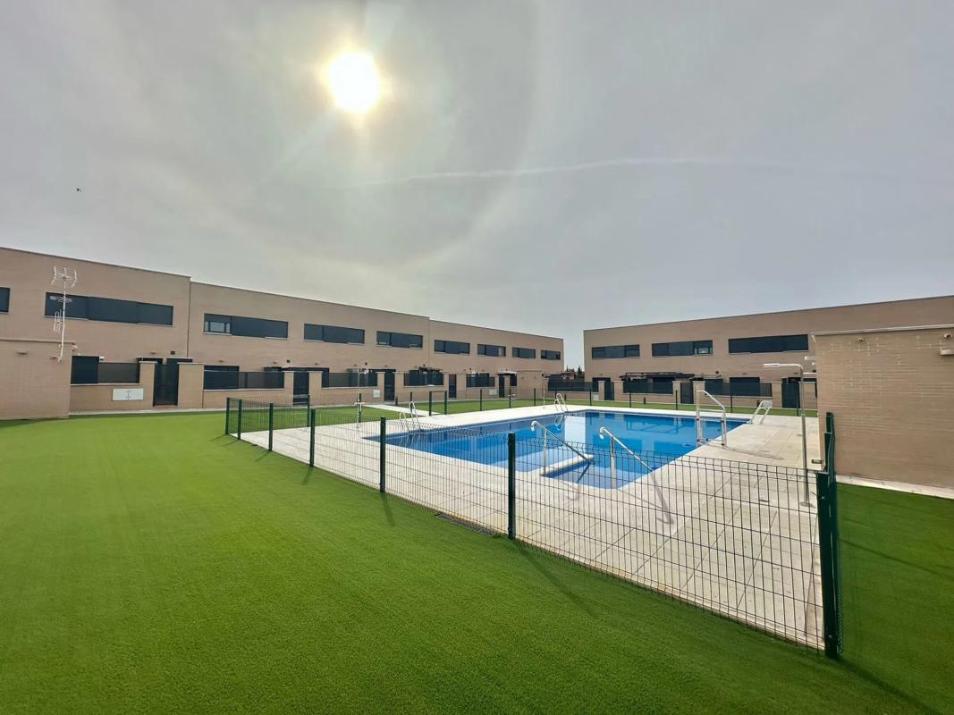 Obra nueva Jardines de Valdepegas en Lepe (Revista) photo 3