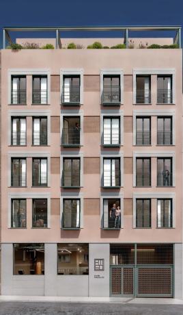 Sale of flat in Calle Andrés Mellado, 90, Madrid
photo 1