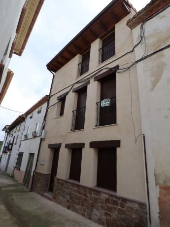 Dom szeregowy na sprzedaż w  Calle Valverde, 6 , Mendaza photo 3