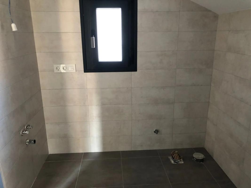 Venta de garaje en  Calle los Pajarones, 2 , San Cristobal de Segovia photo 2