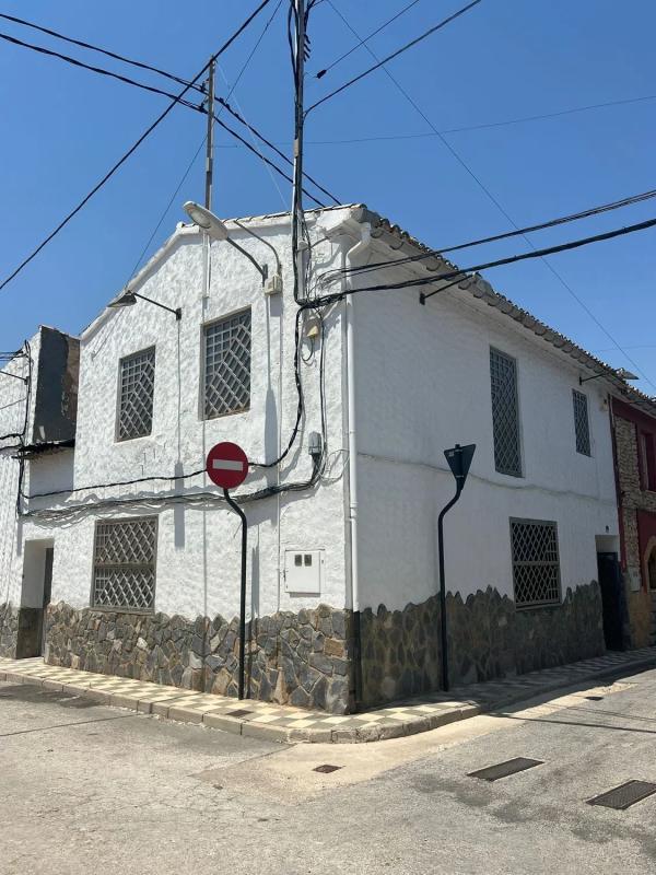 Properties for sale and rent in Spain photo 1