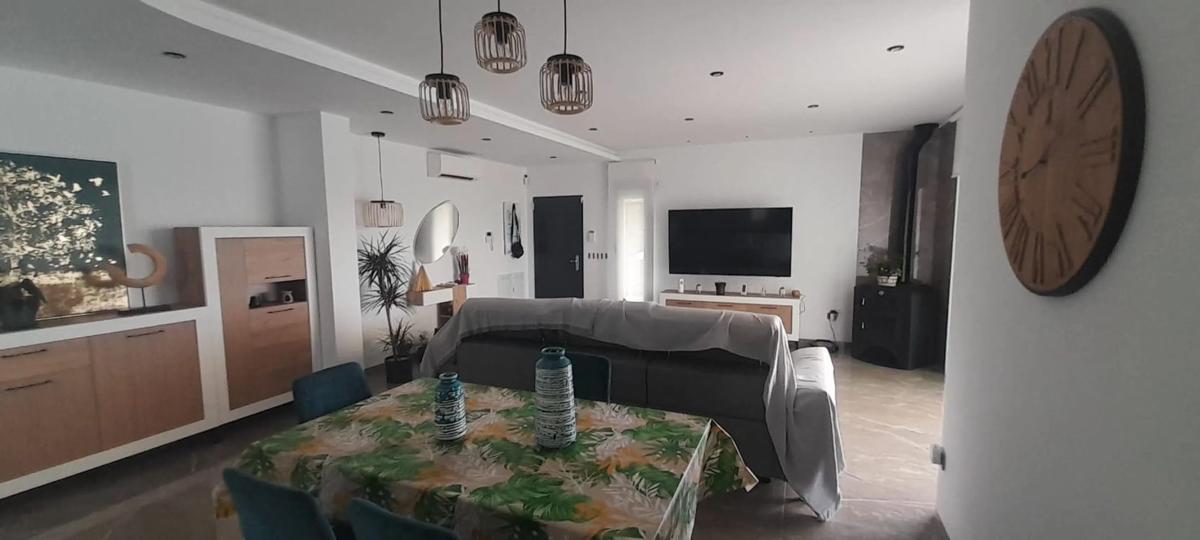 Недвижимость на продажу и в аренду в Испании photo 3
