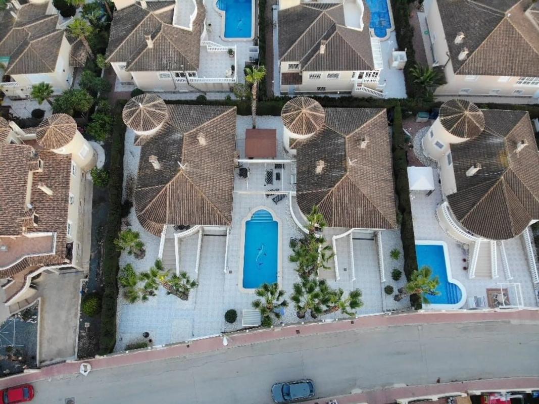 Properties for sale and rent in Spain photo 3