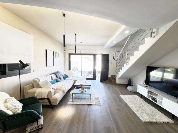 Chalet pareado en calle Amapola thumbnail 2