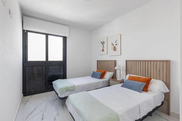 Ático en venta en Calle Santa Rita, Orihuela thumbnail 1