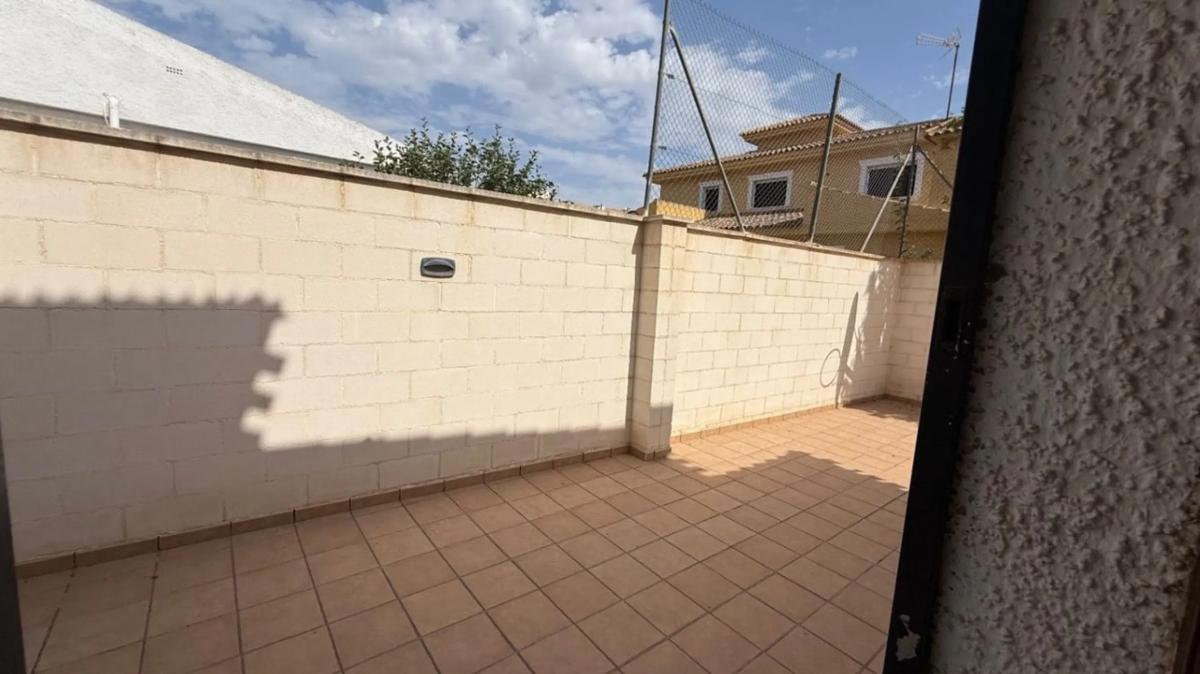 Properties for sale and rent in Spain photo 1