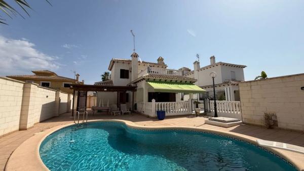 Casa independiente en Elcano photo 3