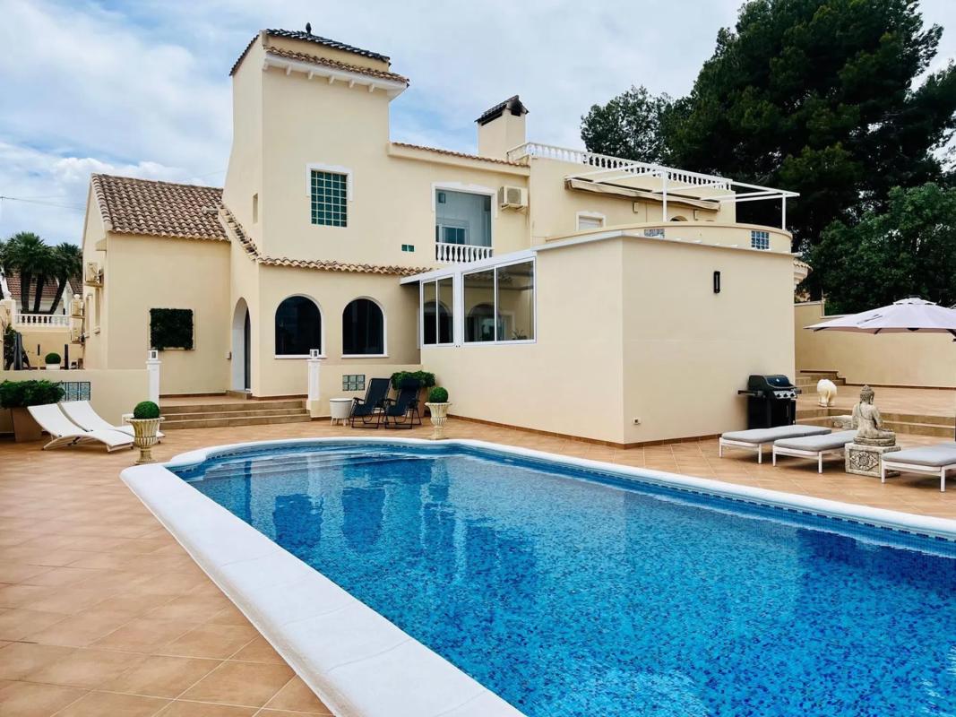 Propiedades en venta y alquiler en España photo 2