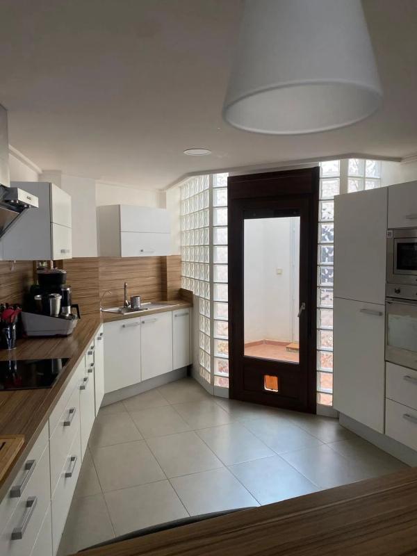 Properties for sale and rent in Spain photo 2