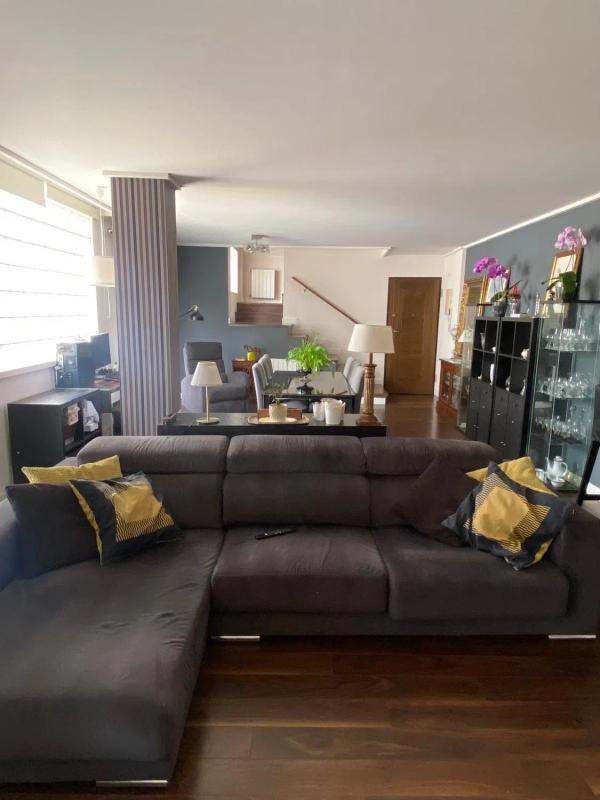 Properties for sale and rent in Spain photo 5