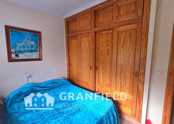 Chalet independiente en venta en Calle Joaquín Chapaprieta, 123, Torrevieja
thumbnail 1