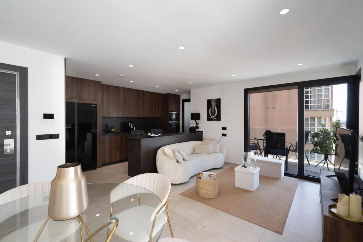 Sale of apartment in Calle Maria Parodi, Torrevieja
 photo 3