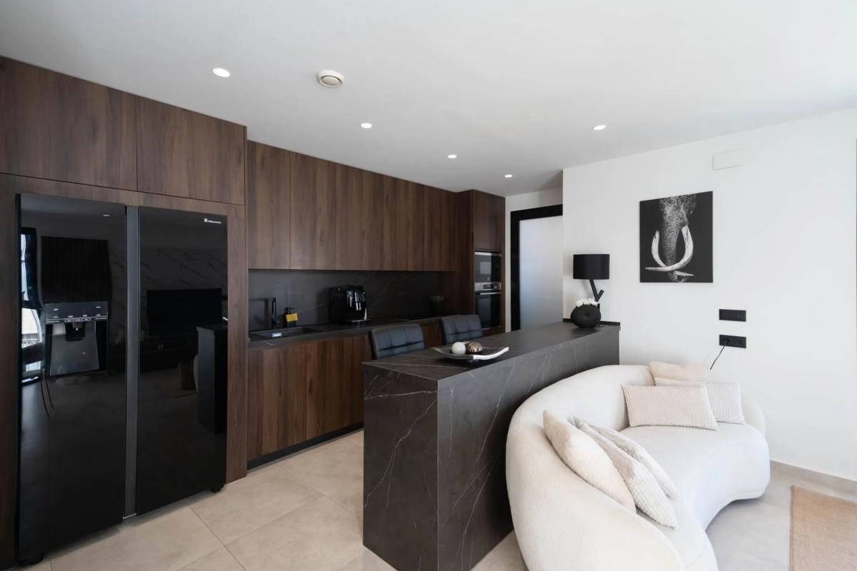 Sale of apartment in Calle Maria Parodi, Torrevieja
 photo 5