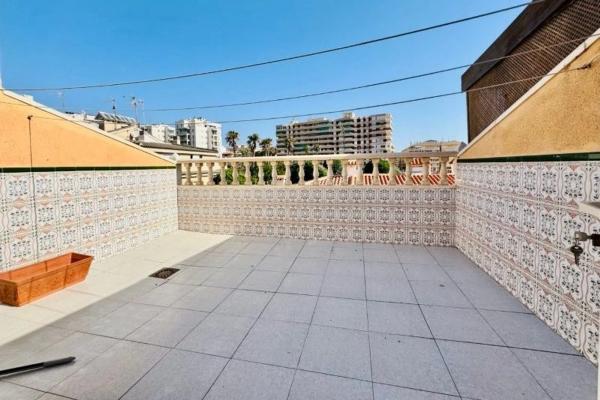 Chalet pareado photo 2