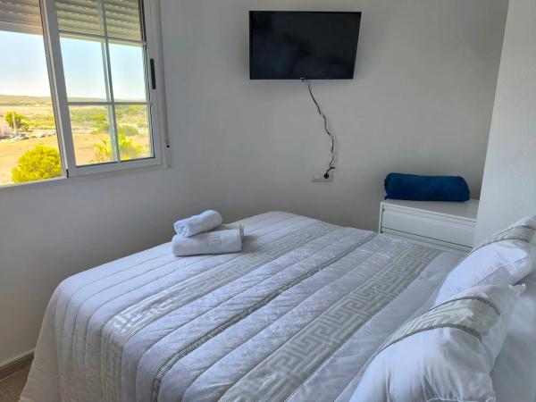 Mieszkanie na sprzedaż w  CL MAYOR-MATA, 54, Torrevieja photo 3