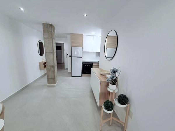 Apartment for sale in  Barrio Gaspar Perrelló, Torrevieja photo 4