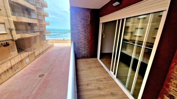 Apartment for sale in  Calle Nuestra Señora del Rosario, Torrevieja photo 1