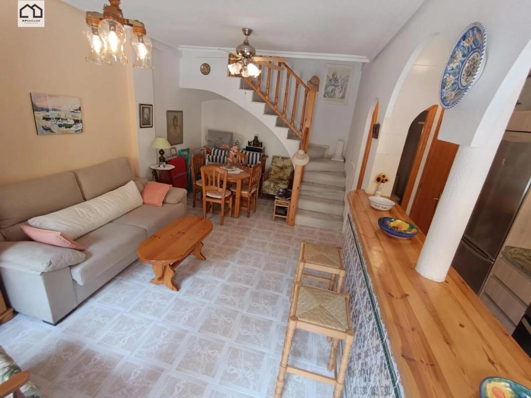 Propiedades en venta y alquiler en España photo 2