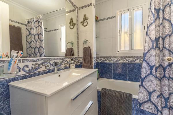 Duplex for sale on Calle las Tortolas s/n, Torrevieja thumbnail 1